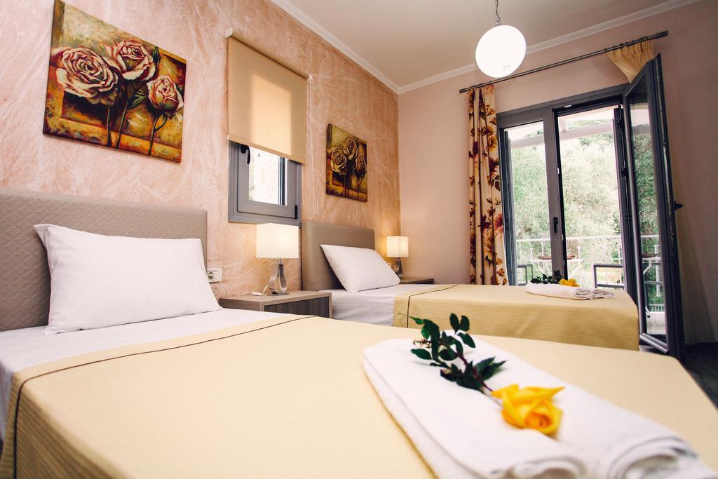 Ionian Diamond Villas Mikros Gialos Dış mekan fotoğraf