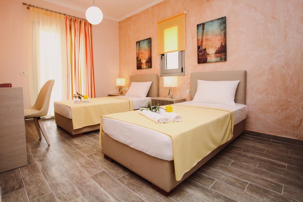 Ionian Diamond Villas Mikros Gialos Dış mekan fotoğraf